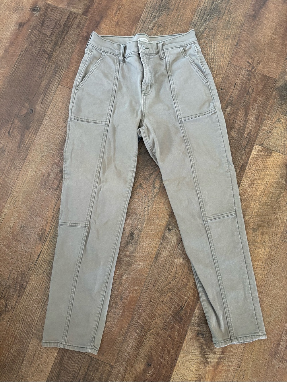 Old Navy Women's Straight Leg Utility Pants in Green